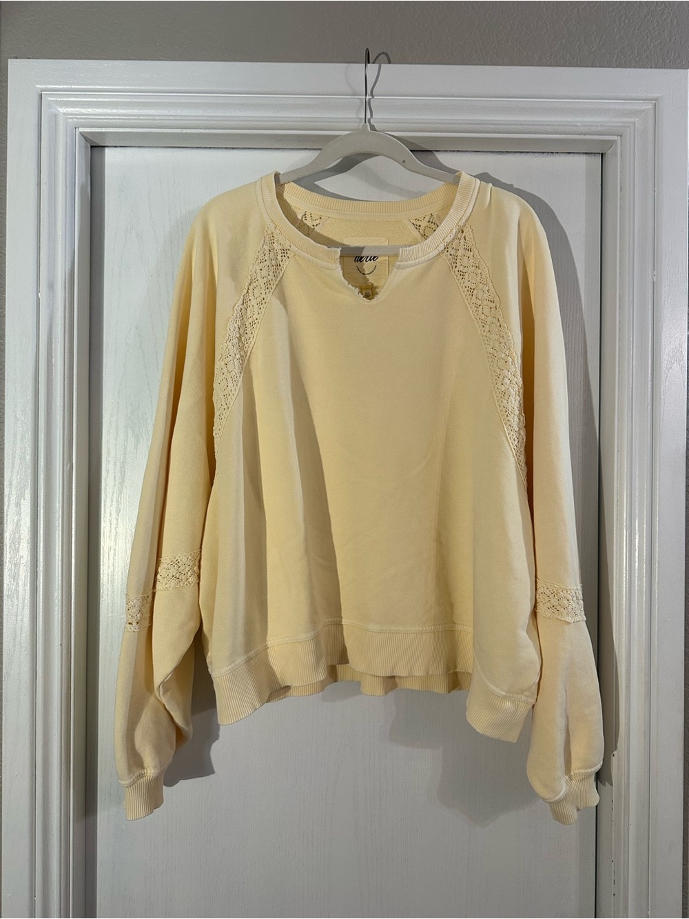 aerie Lace-Trim Crewneck Sweatshirt - Cream